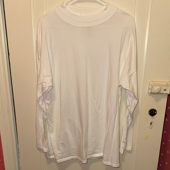 We The Free Tops - CLEANOUT SALE LAST DAY⭐️Free People White Long Sleeve Top